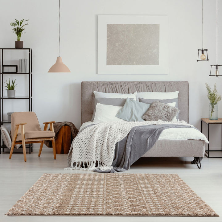Moroccan-style thick shaggy rug 30 mm pile, non-shedding, pet-friendly, and easy to clean