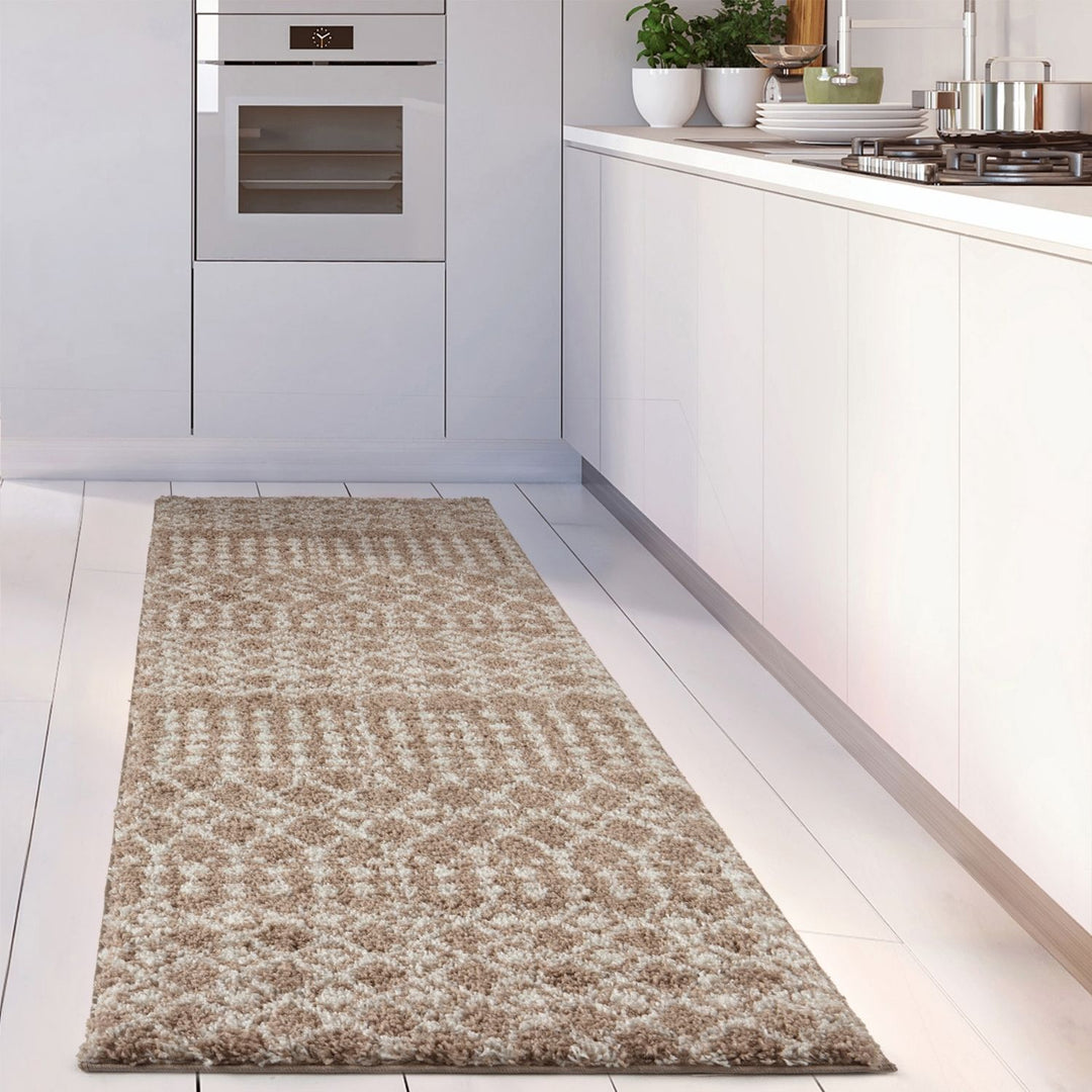 Moroccan-style thick shaggy rug 30 mm pile, non-shedding, pet-friendly, and easy to clean