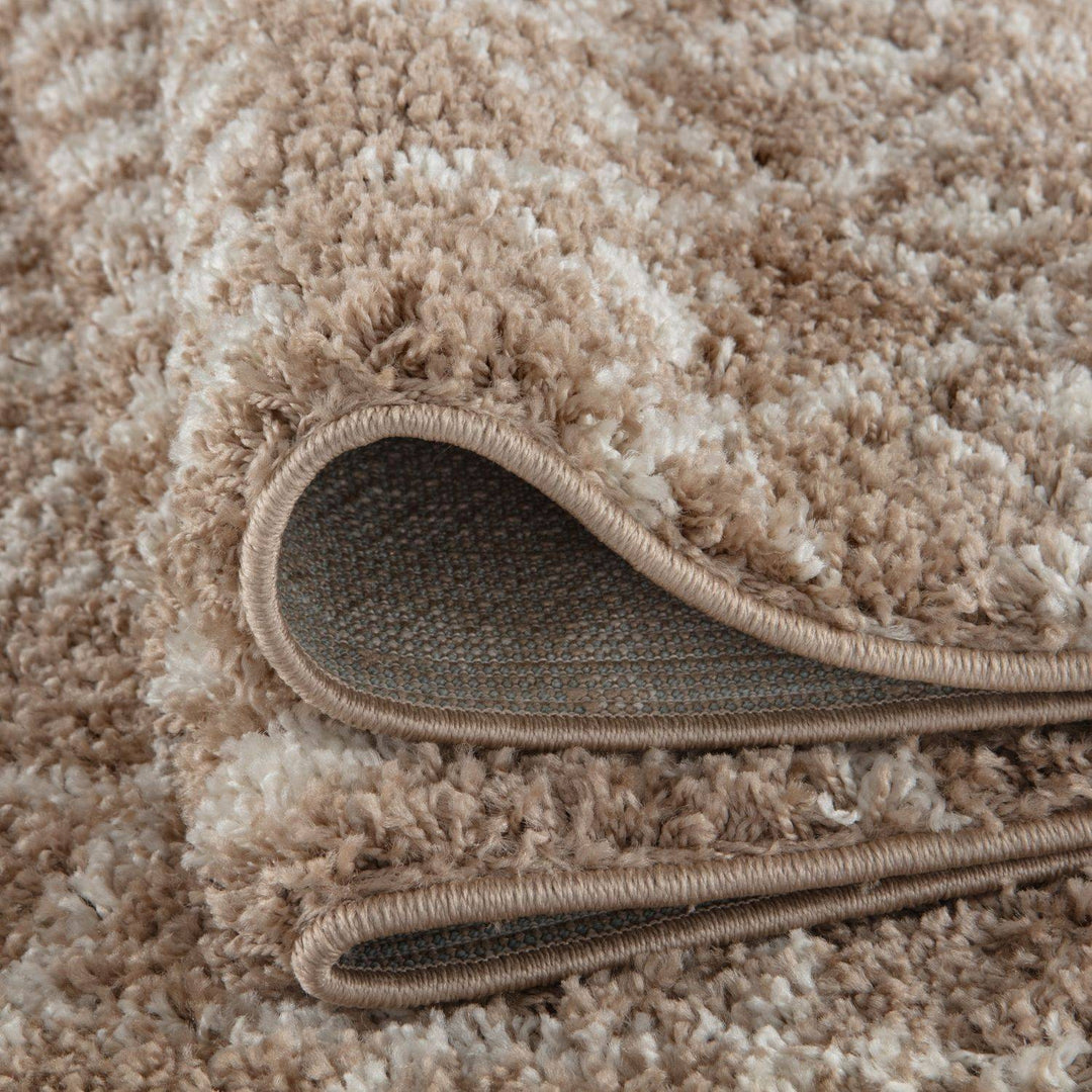 Moroccan-style thick shaggy rug 30 mm pile, non-shedding, pet-friendly, and easy to clean