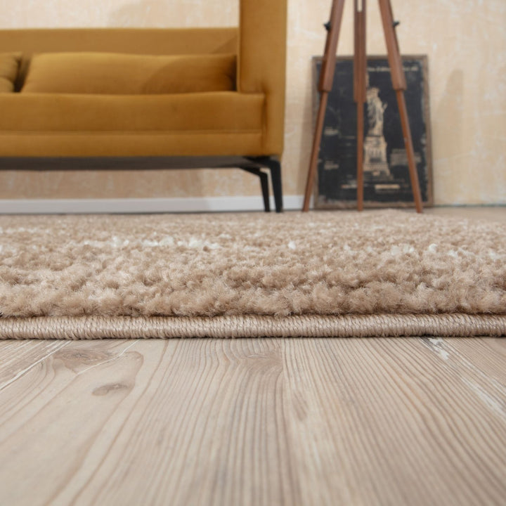 Moroccan-style thick shaggy rug 30 mm pile, non-shedding, pet-friendly, and easy to clean