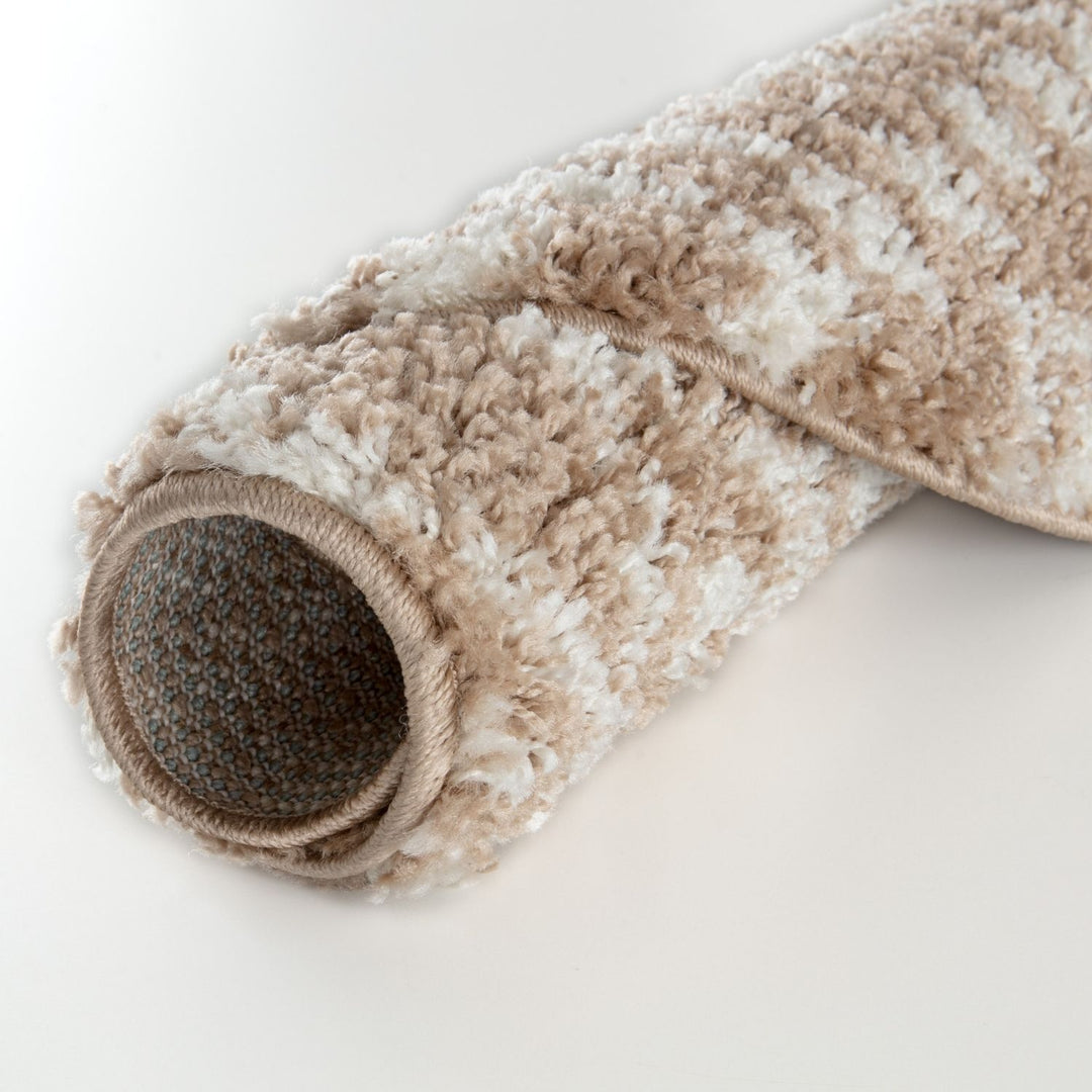 Moroccan-style thick shaggy rug 30 mm pile, non-shedding, pet-friendly, and easy to clean