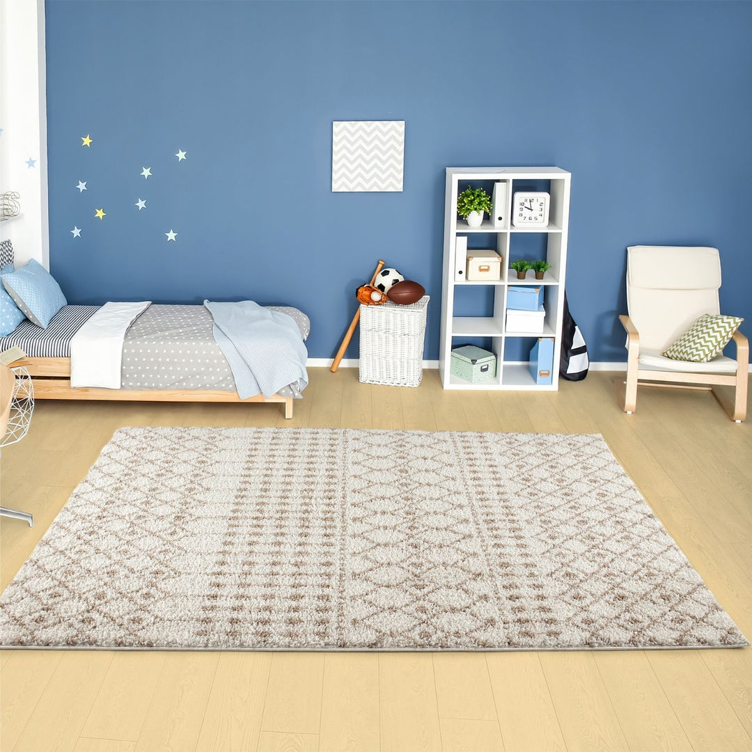 Moroccan shaggy Beige Ivory Rug Thick pile easy to clean