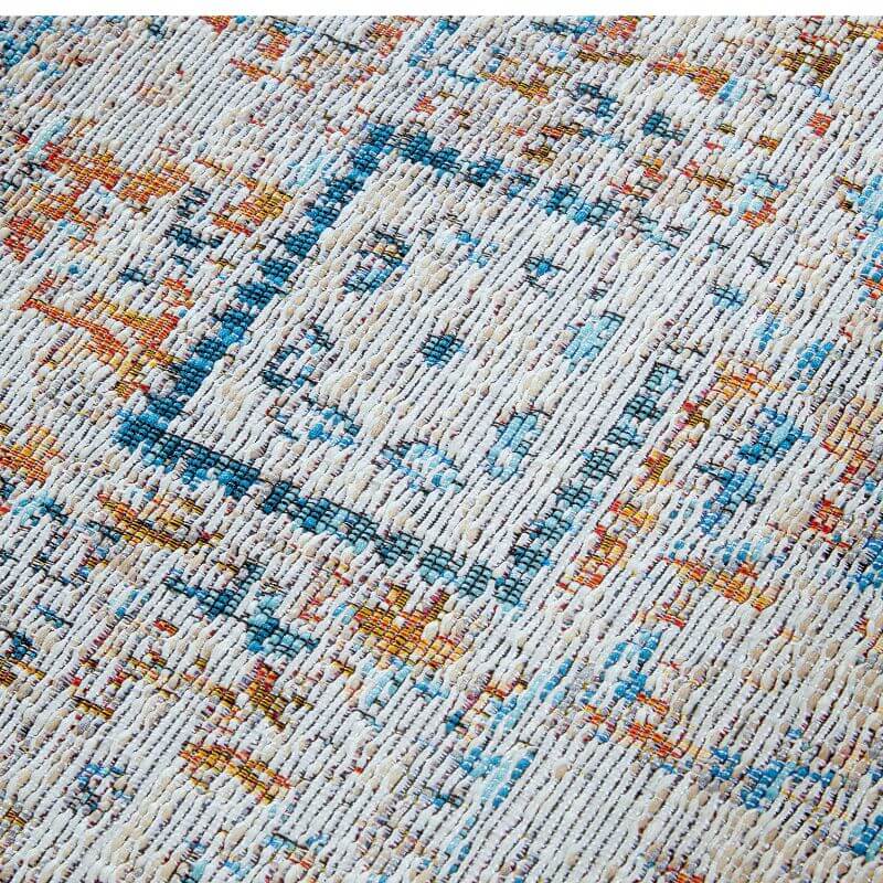 The Rugs Vintage Bordered Indoor-Outdoor Rug