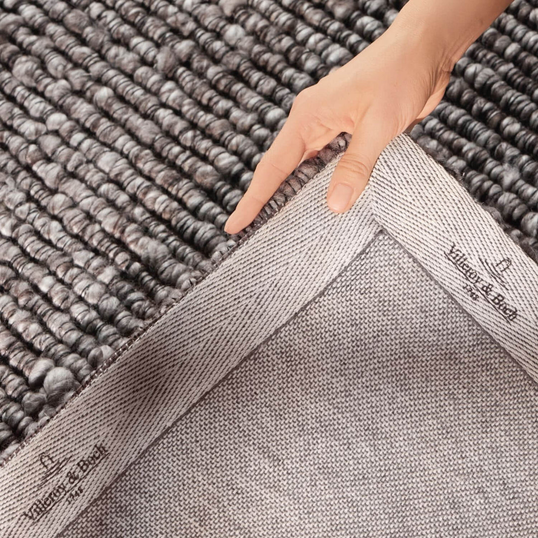 Villeroy &amp; Boch 1852 Rug Wilma Dark Grey Multicolour, hand-crafted, easy care, textured finished, long-lasting, soft pile rug.