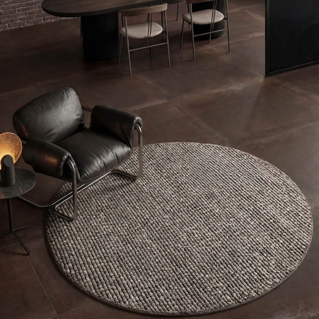 Villeroy &amp; Boch 1852 Boucle Rug, light grey colour, plain design, stain-resistant, easy care, hand-crafted rug.