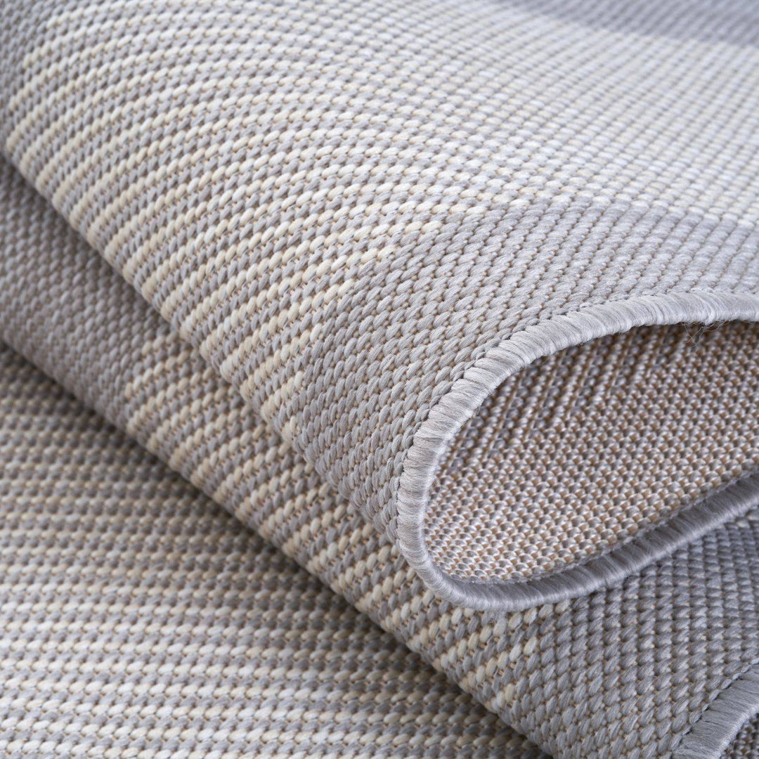 Bordered Design Outdoor Rug for Garden | The Rugs