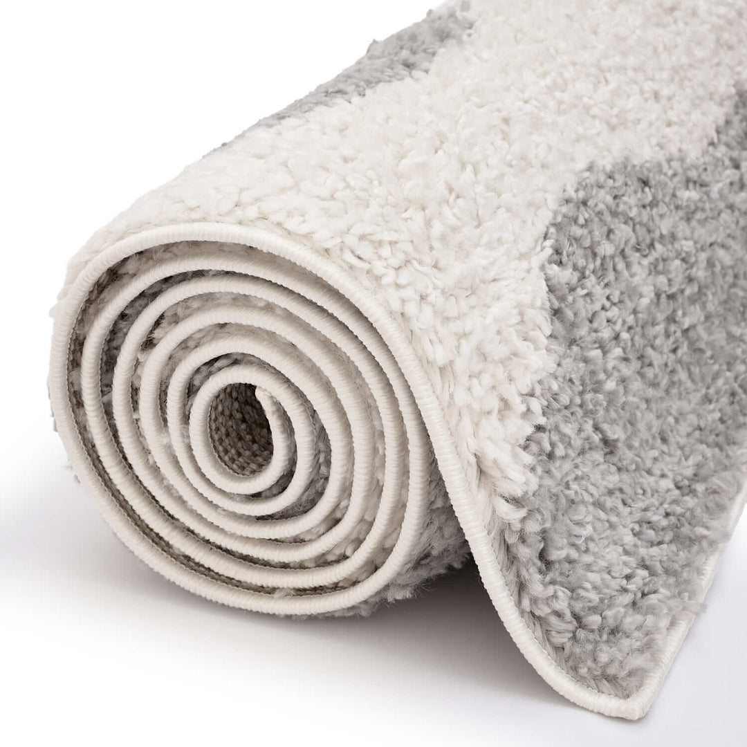 Moodi Shaggy Grey Rug, Underfloor heating, soft pile | THE RUGS