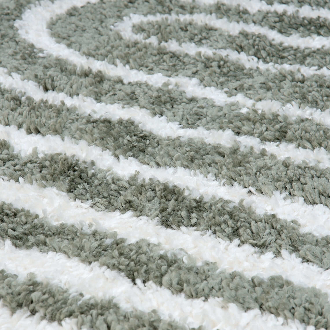 Moodi Shaggy Green rug, scandinavian design, soft pile | THE RUGS
