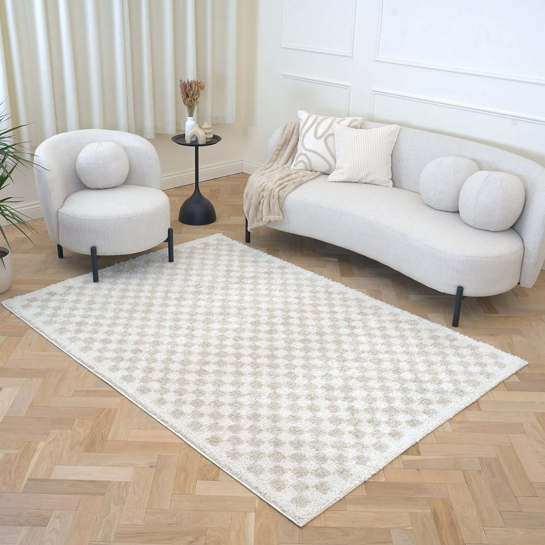 Moodi Shaggy Cream Rug, soft & fluffy pile, tartan design | THE RUGS