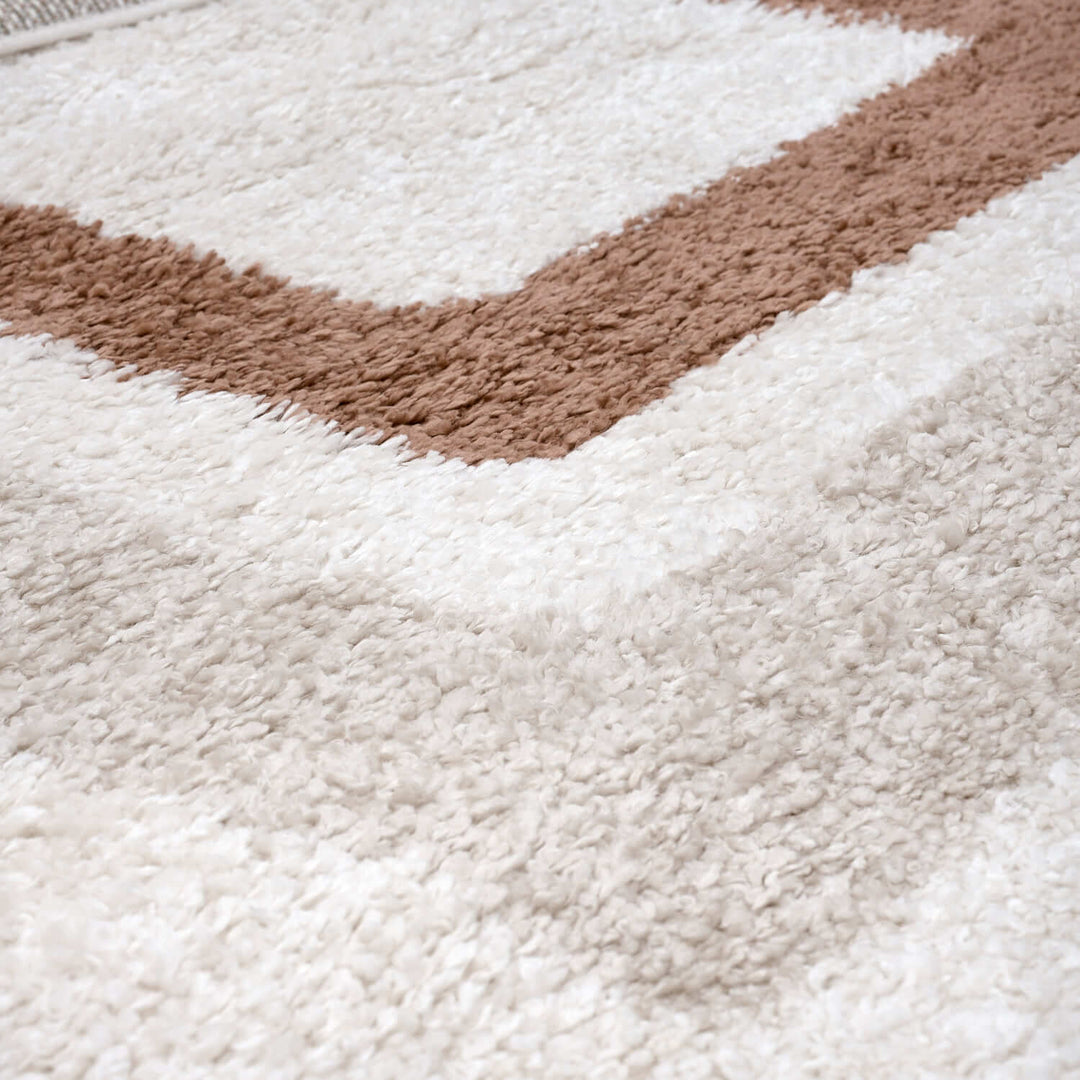 Moodi Shaggy Cream/Brown Rug, Bordered design, easy to clean, fluffy pile| THE RUGS