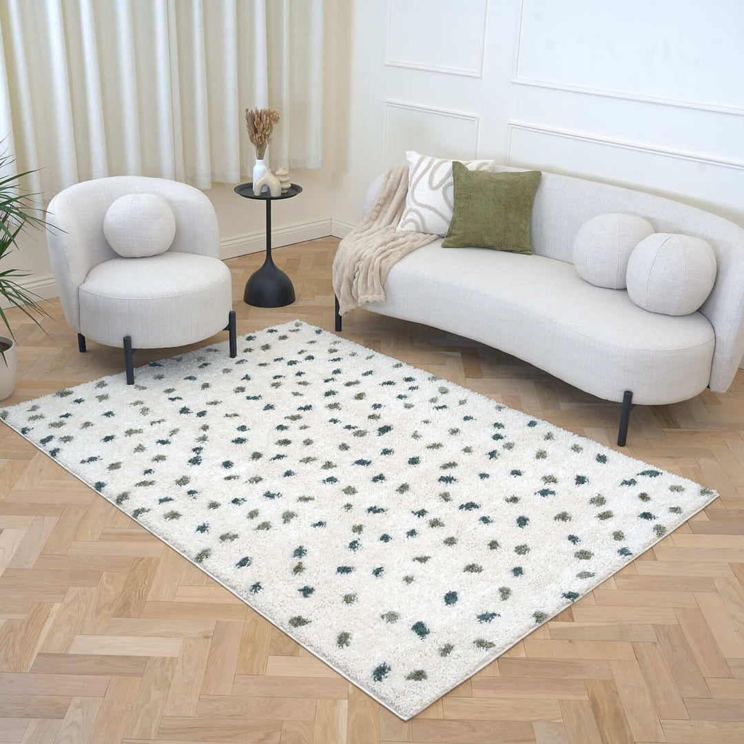 Moodi Shaggy Green Rug, Dots design, Underfloor heating | THE RUGS