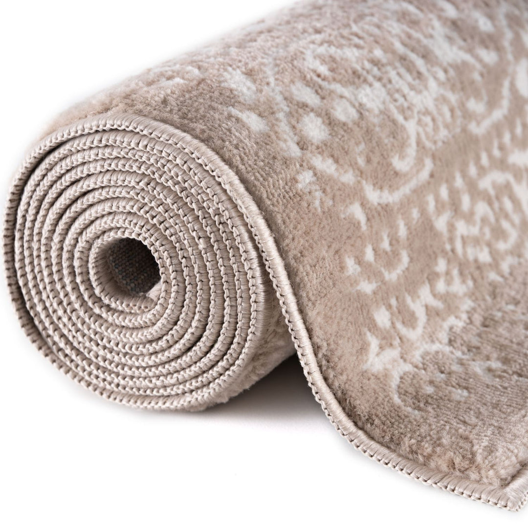 Living Room Rug Vintage Design In Beige high durability