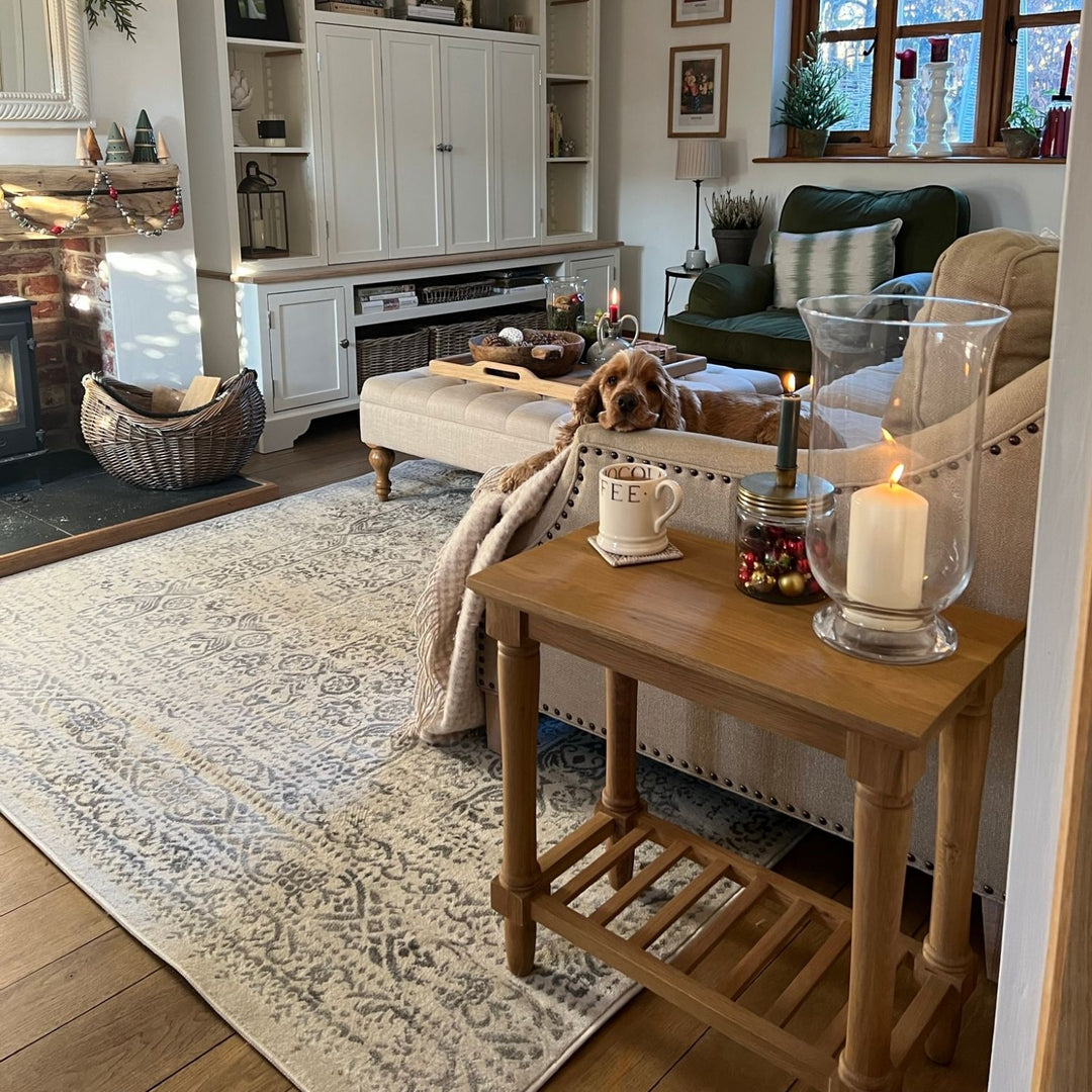 Living Room Rug Vintage Design In Cream