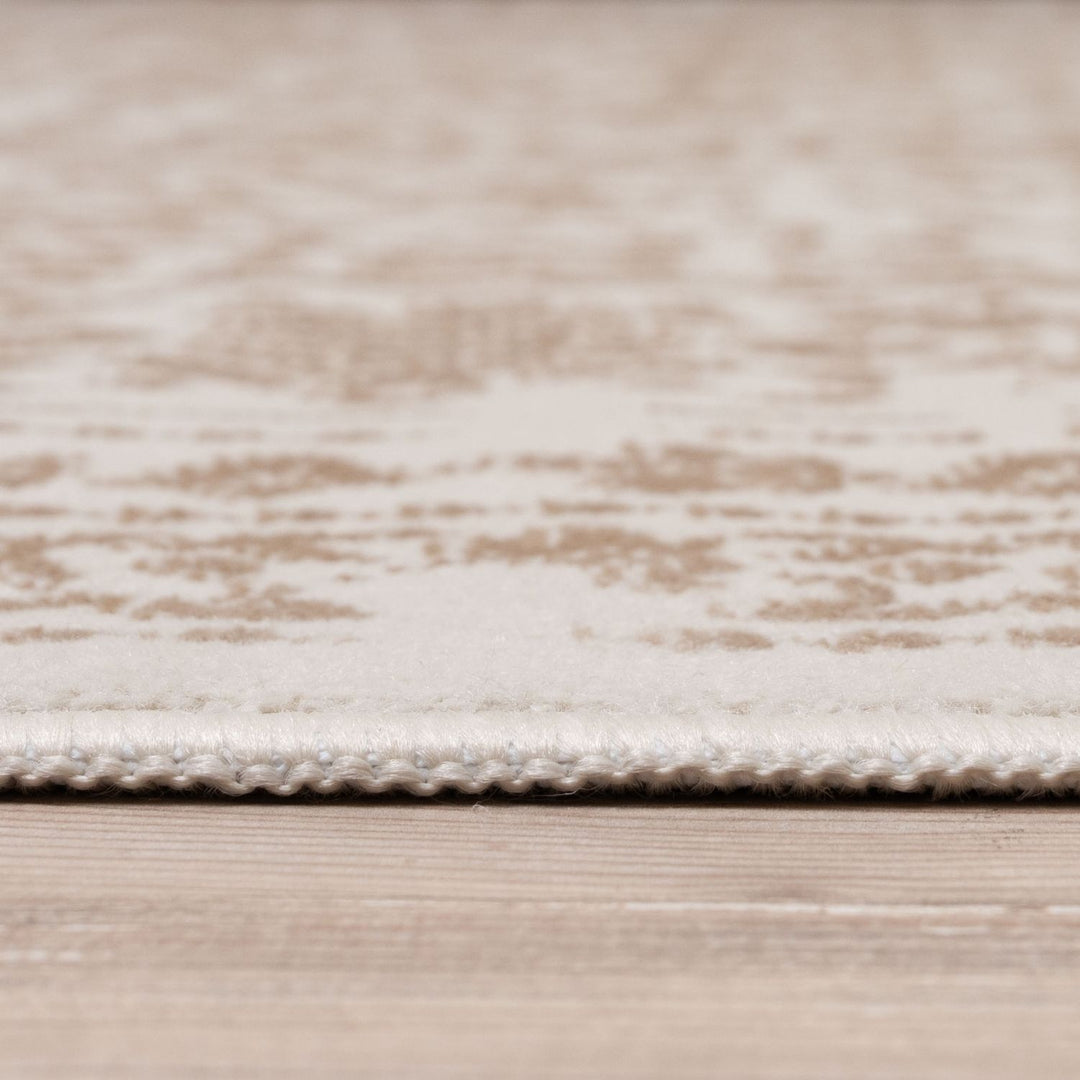 Living Room Rug Vintage Design In Cream and Beige