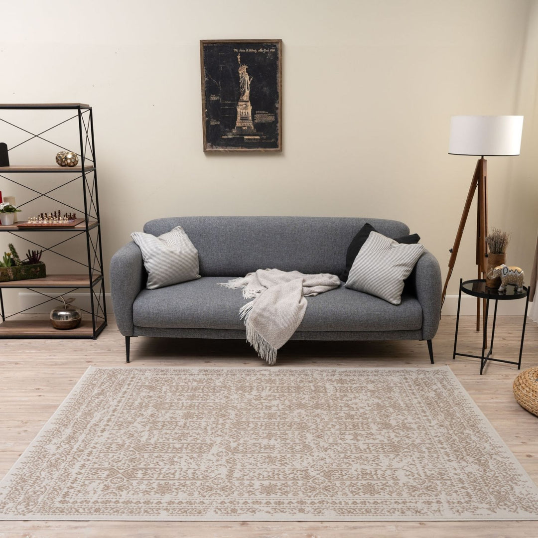 Living Room Rug Vintage Design In Cream and Beige