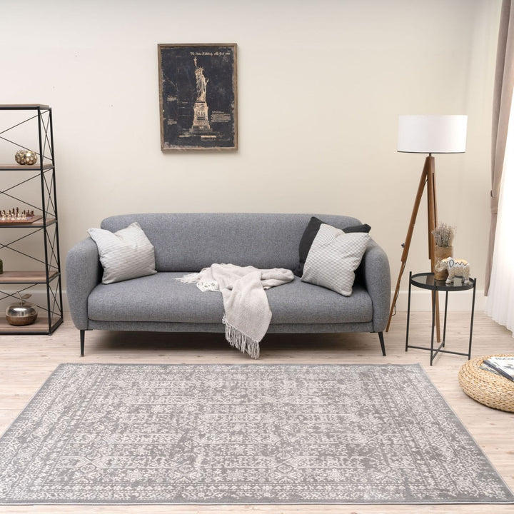 Living Room Rug Vintage Design In Grey