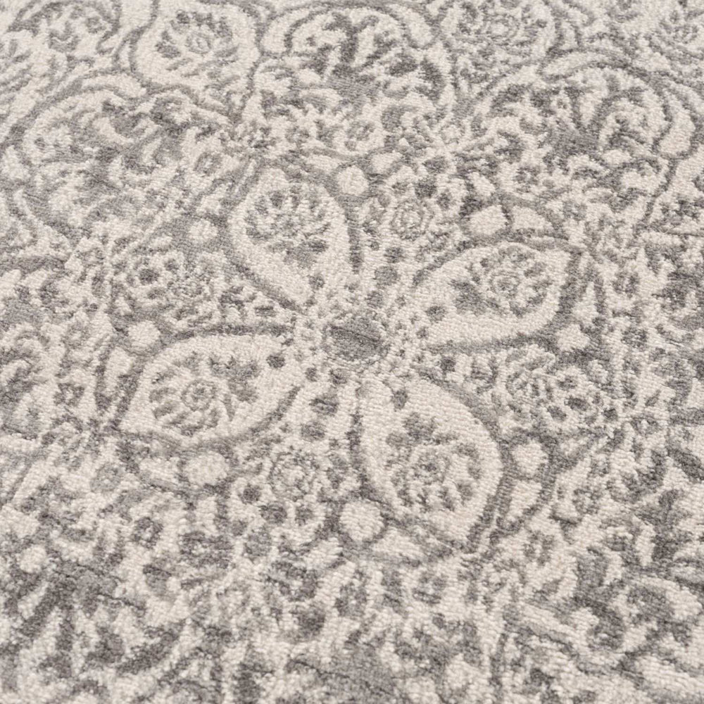 Montana Grey color rug, modern and vintage block design