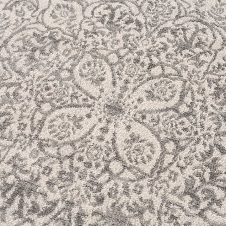 Montana Grey color rug, modern and vintage block design