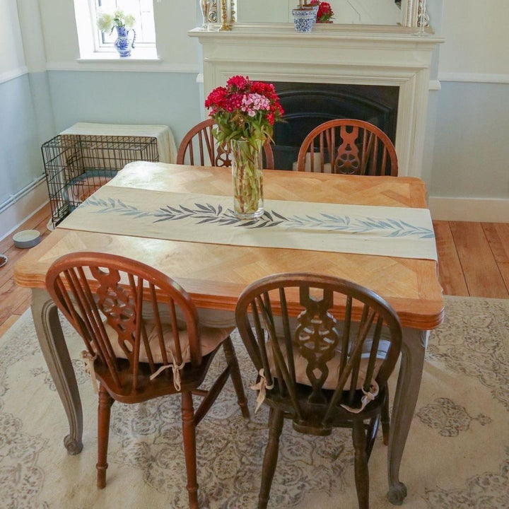 Montana Grey color rug, modern and vintage block design
