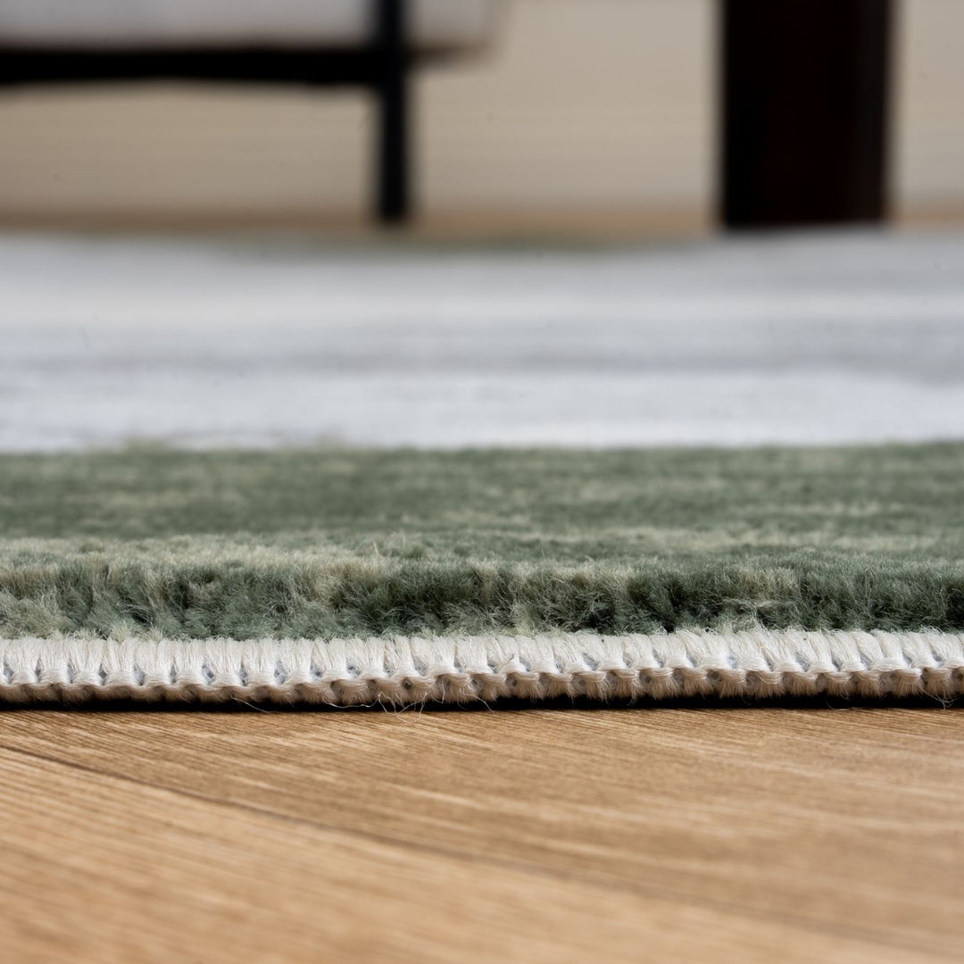 Elaris Abstract Green Rug, Abstract, hard-wearing, non-shedding, stain-resistant | The Rugs