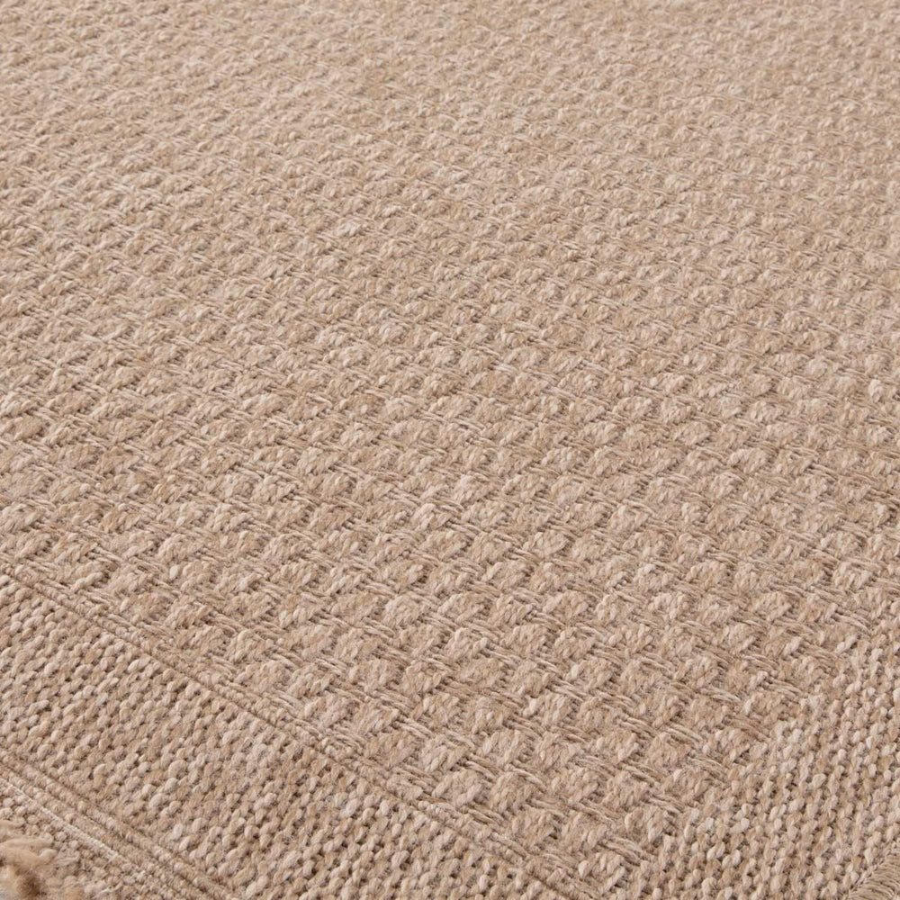 Nature Outdoor rug is very easy to maintain and water-resistant