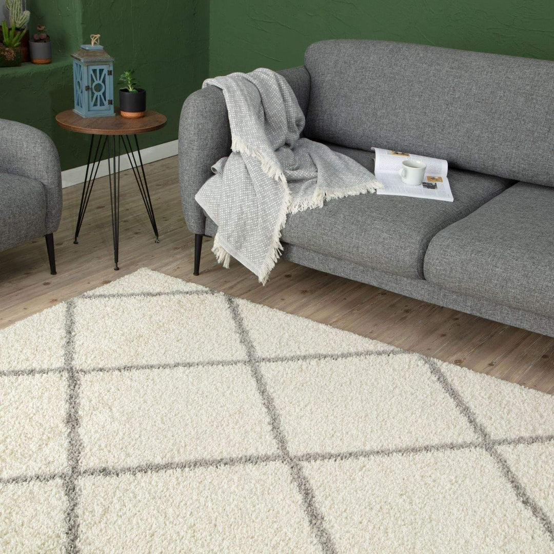 Diamond Design Thick Shaggy Area Rugs Ivory