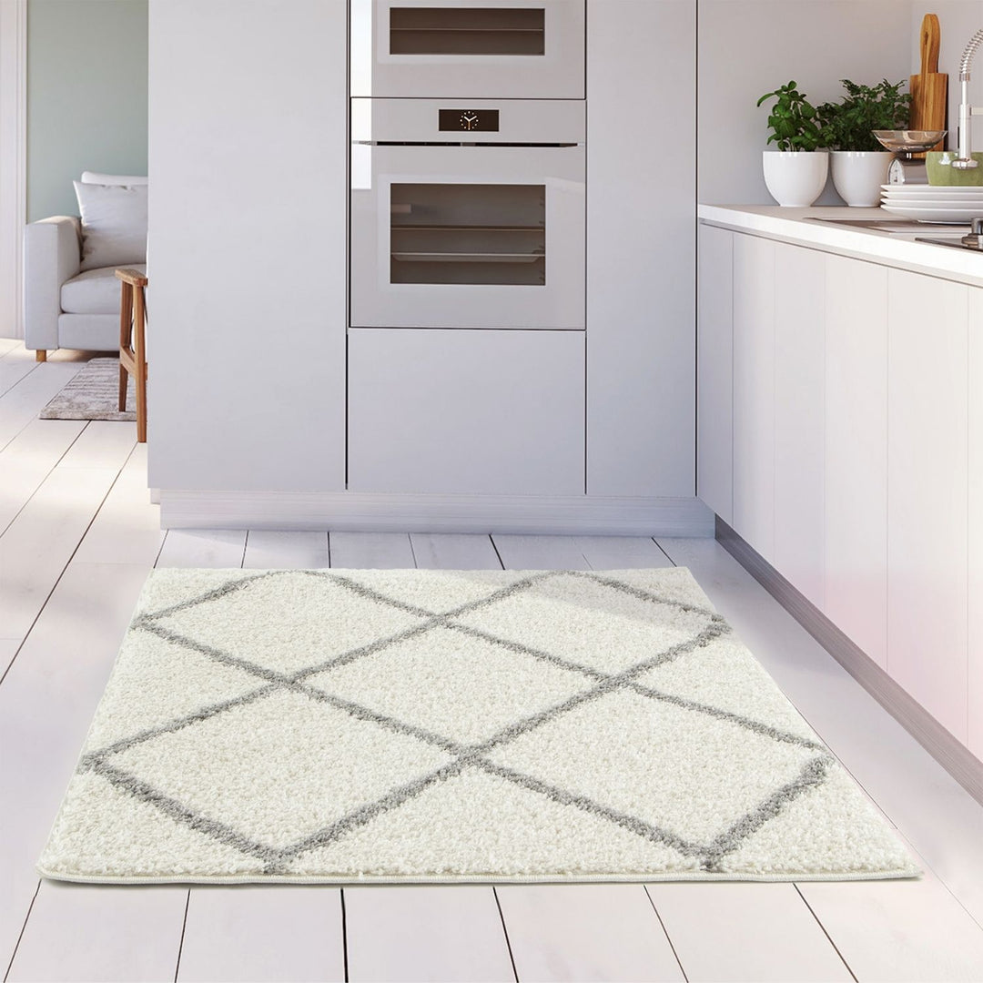 Diamond Design Thick Shaggy Area Rugs Ivory