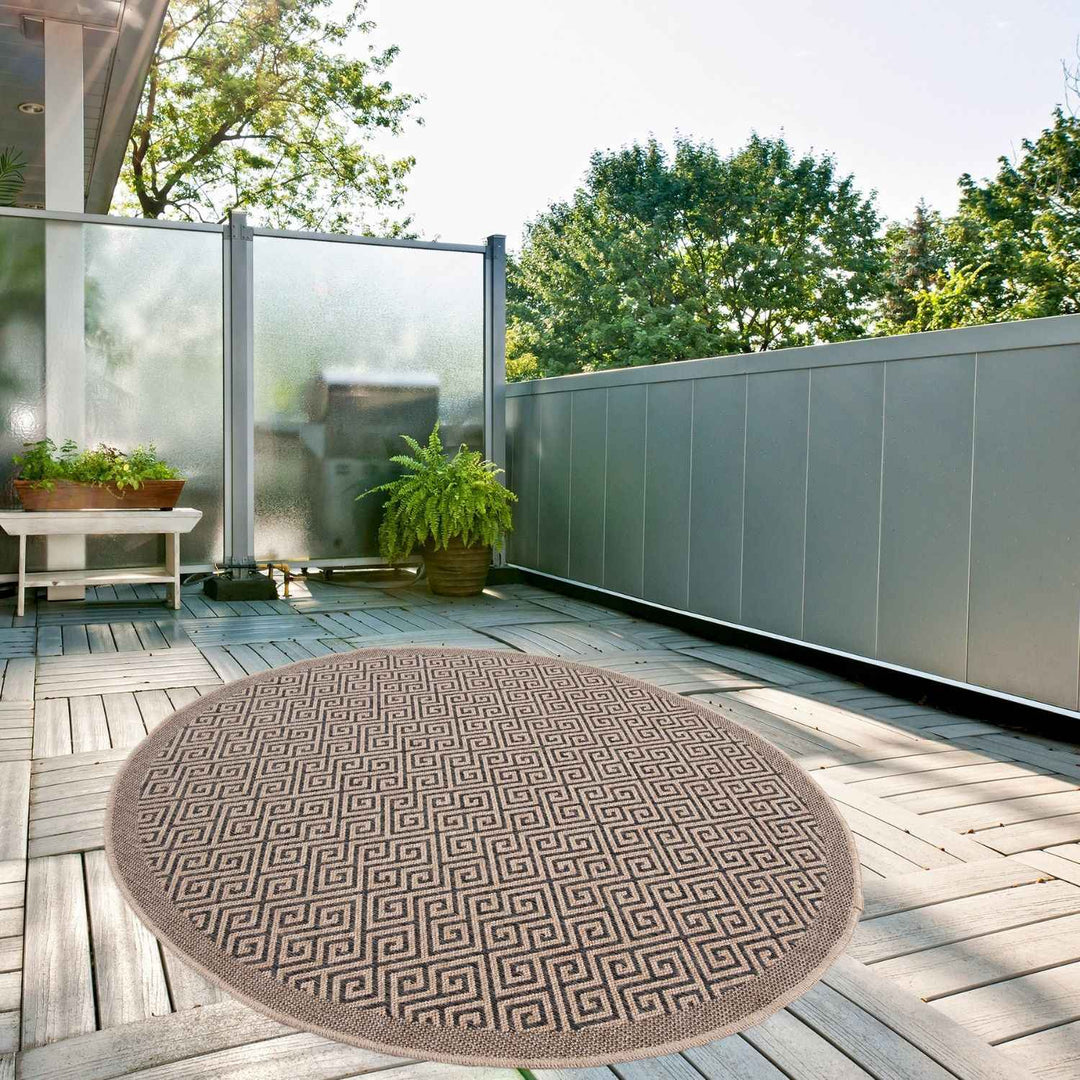 Nature Outdoor Rug Dark Grey jute-look designs and soft, non-shedding texture, moisture and UV protected.