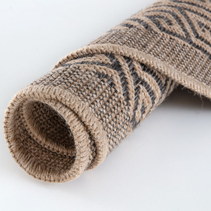 Nature Outdoor Rug Dark Grey jute-look designs and soft, non-shedding texture, moisture and UV protected.