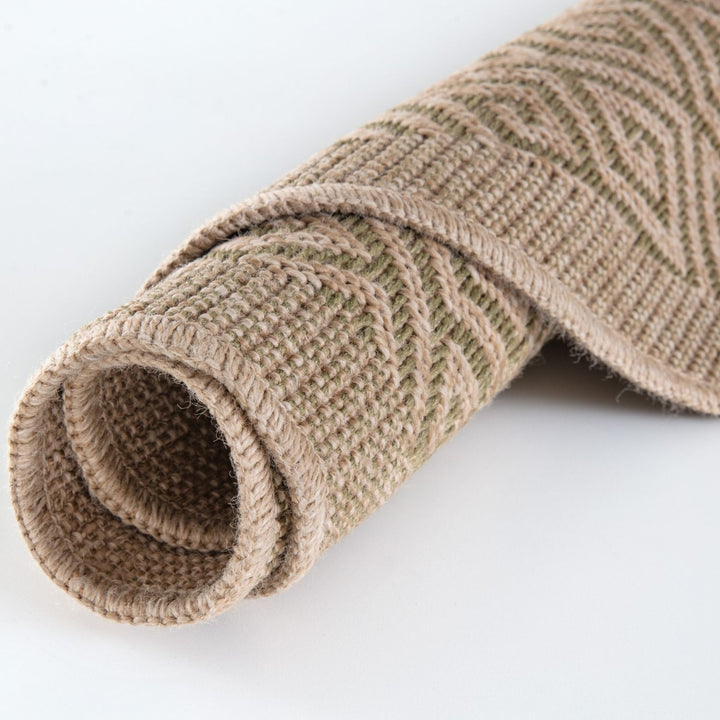 Nature Outdoor Green Rug durable, weather-resistant, Jute-Look design.