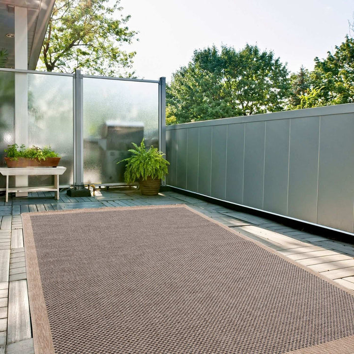 Nature Outdoor Rug dark grey easy to maintain and water-resistant