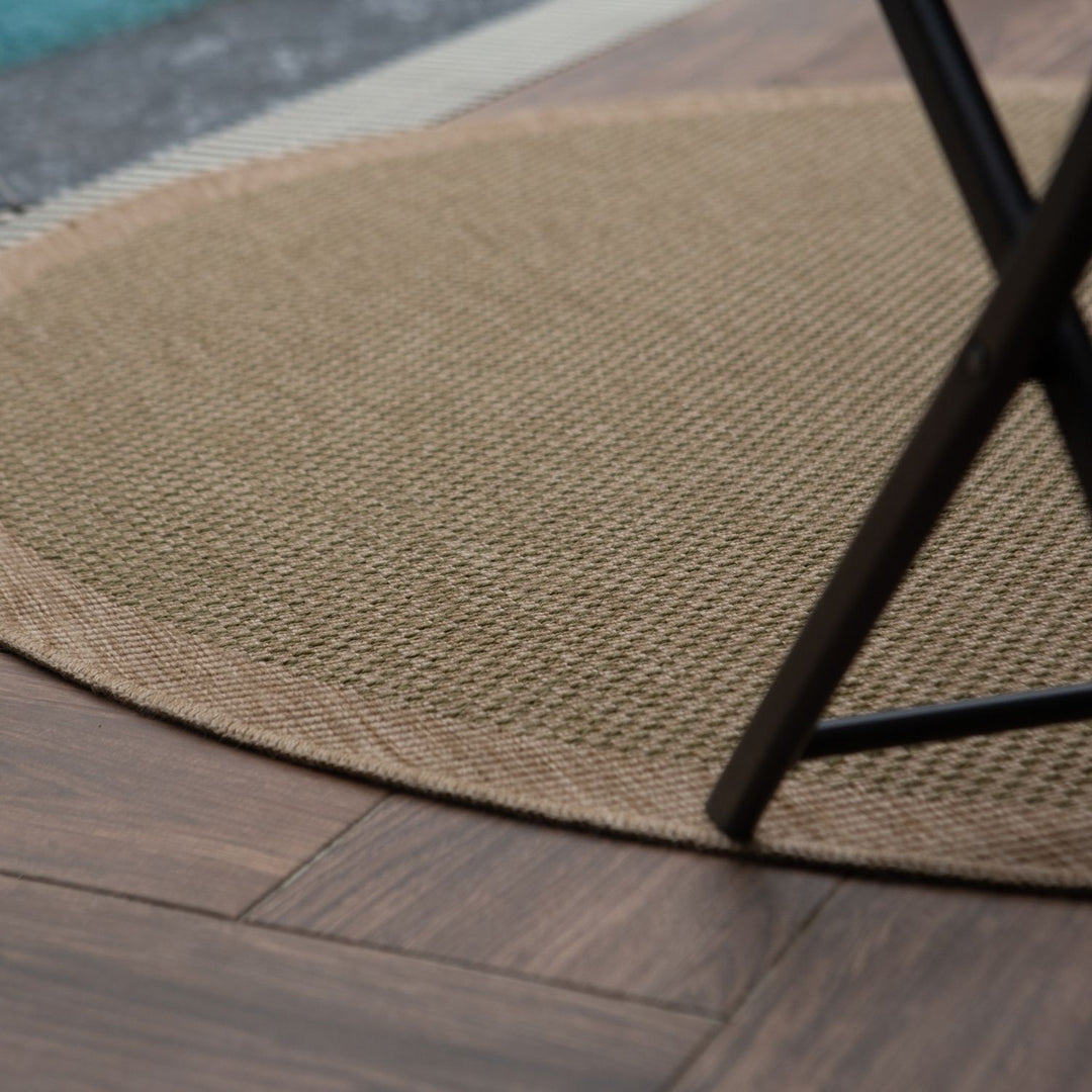 Nature Outdoor Green Rug UV-protected, easy to clean, jute-look designs and soft.