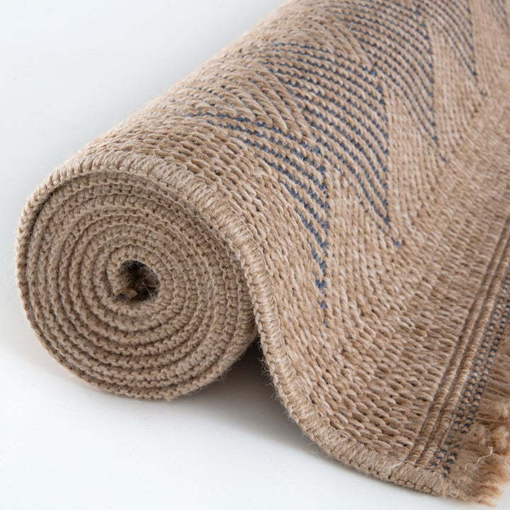 Nature blue outdoor rug easy to maintain and water-resistant