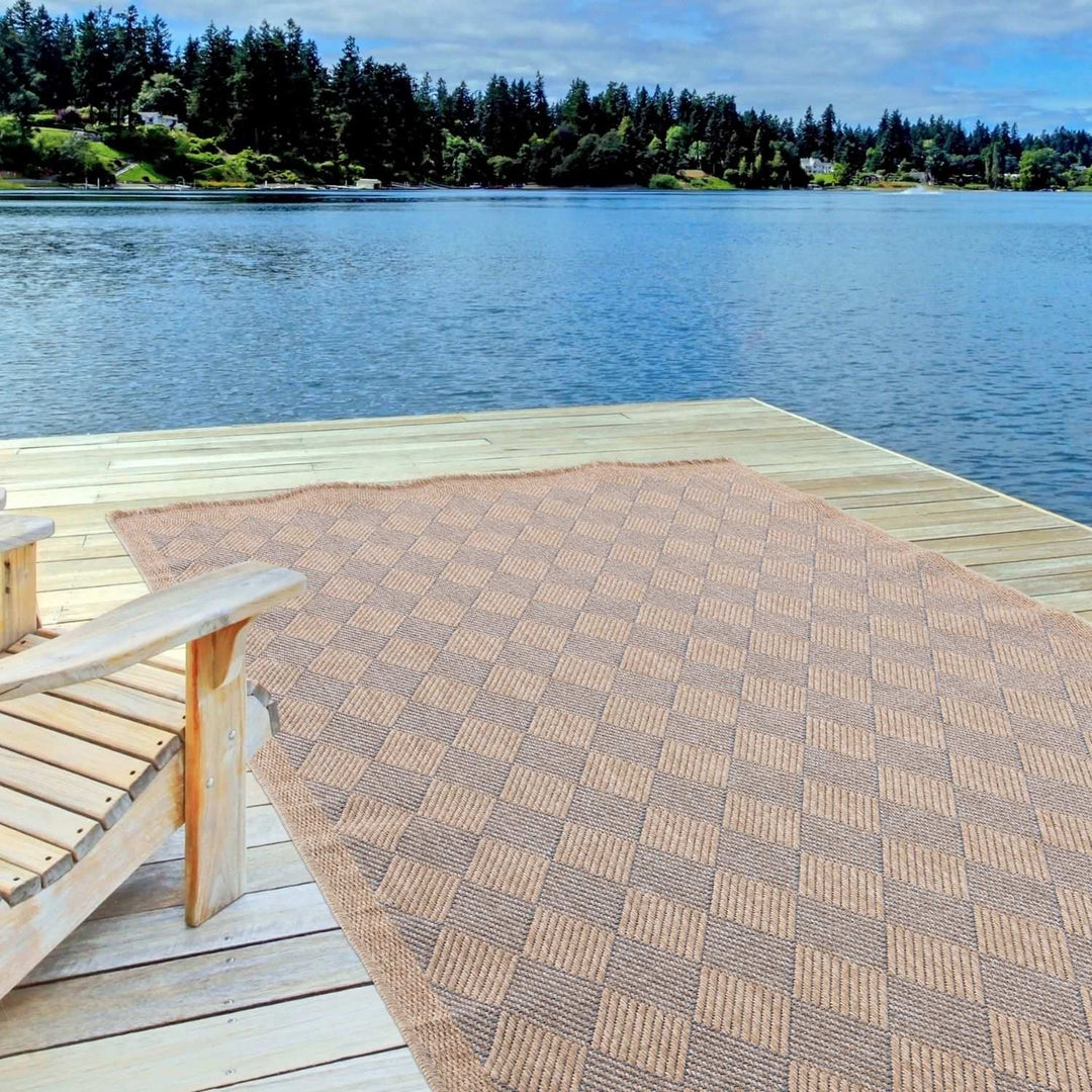 Nature blue outdoor rug easy to maintain and water-resistant