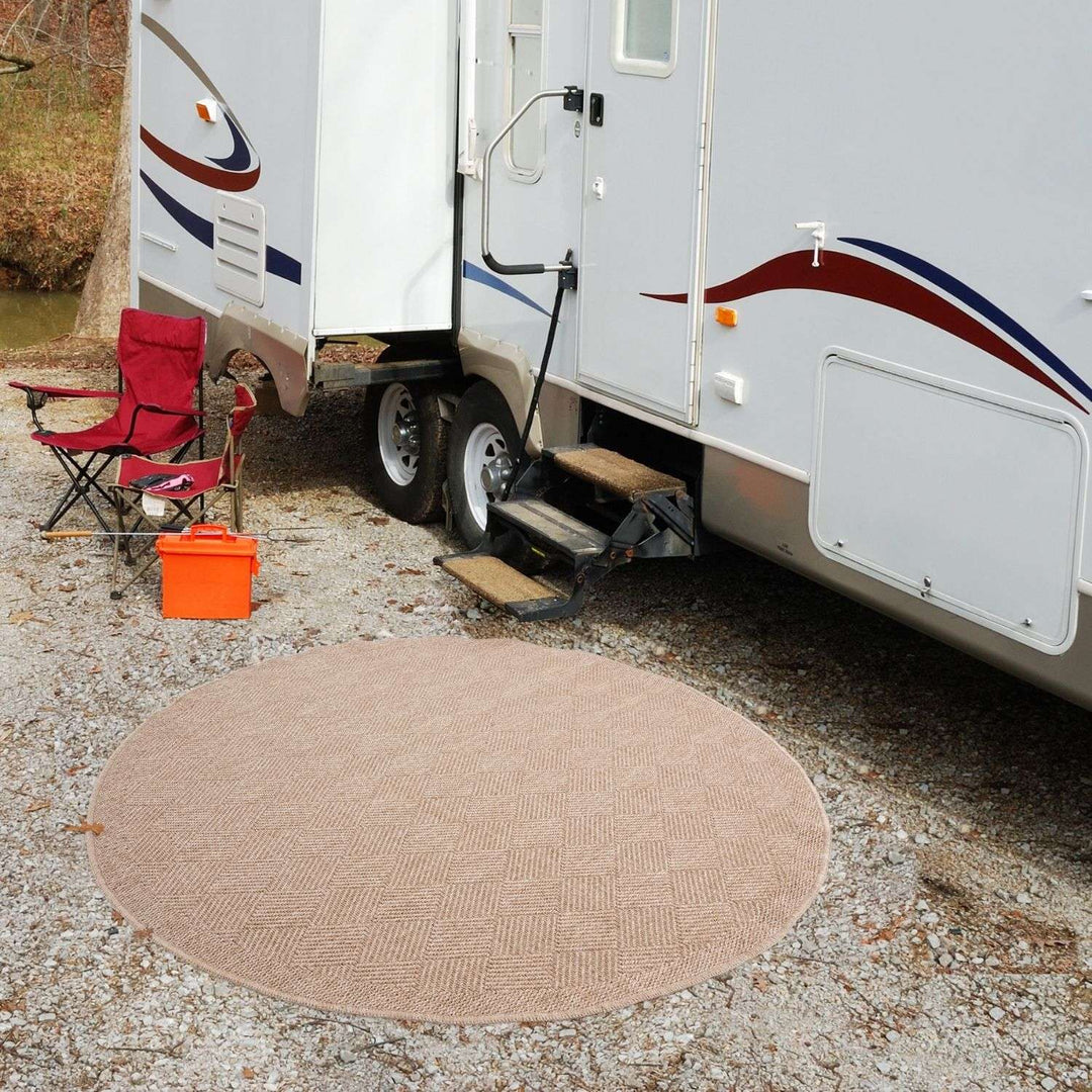 Nature Outdoor beige rug is resistant to moisture and UV protected