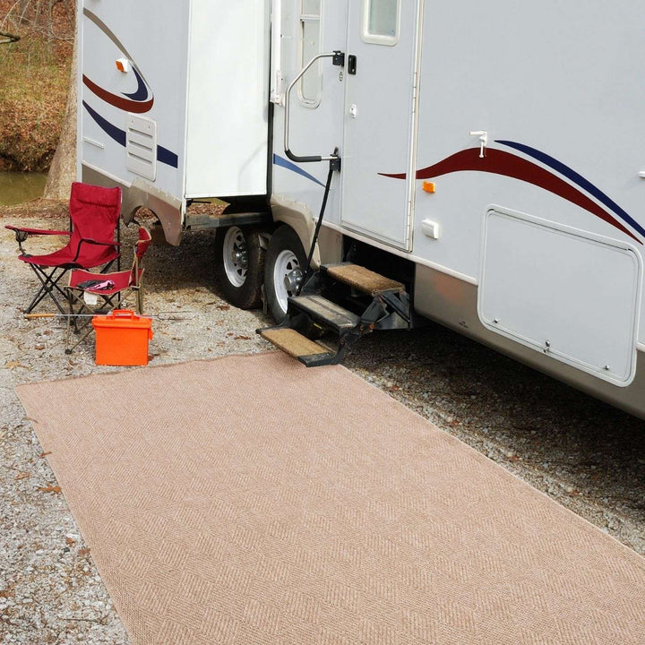 Nature Outdoor beige rug is resistant to moisture and UV protected