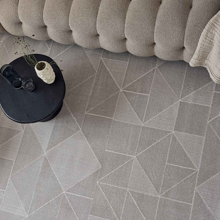 grey colour, abstract design, stain-resistant, Cosy comfort rug, non-static