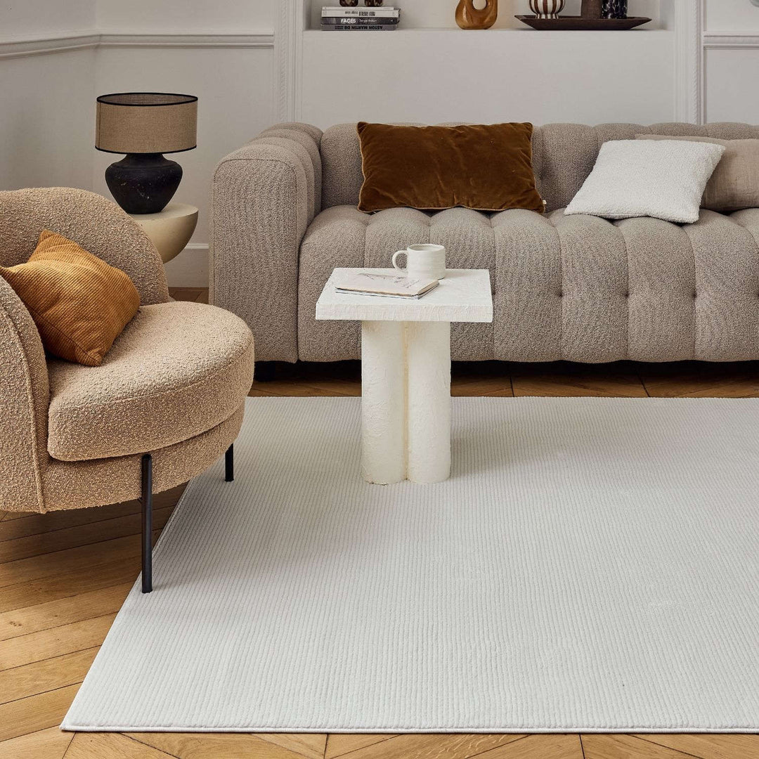 cream colour, striped design, stain-resistant, Cosy comfort rug.