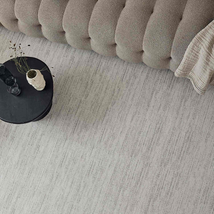 grey-cream colours, striped design, stain-resistant, Cosy comfort rug.