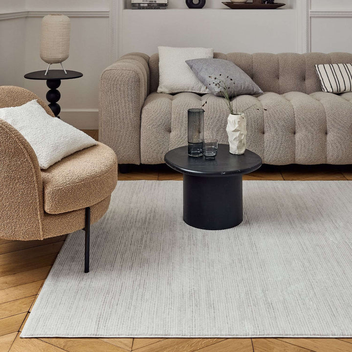 grey-cream colours, striped design, stain-resistant, Cosy comfort rug.