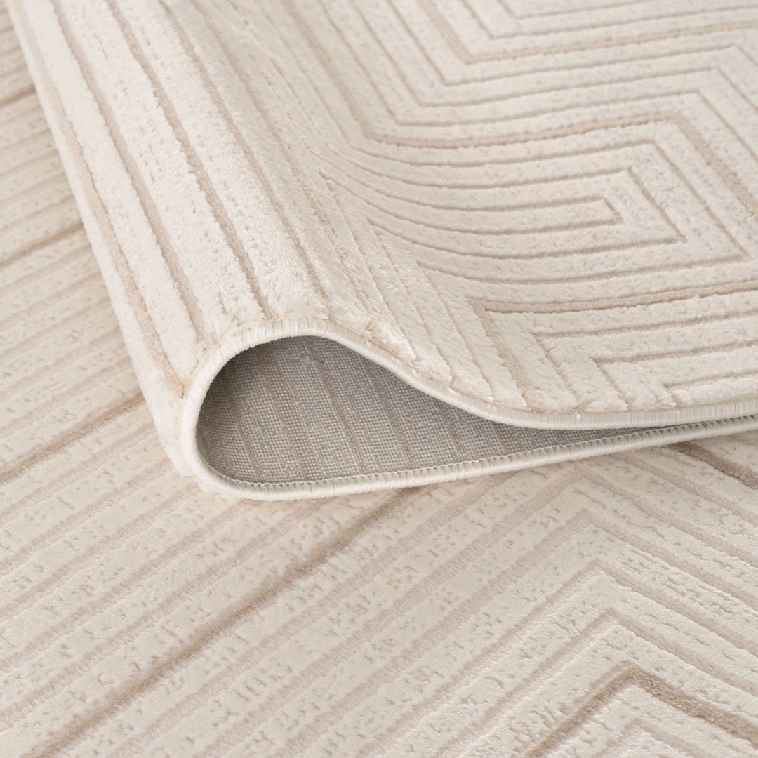 Geometric Living Room rug, beige-cream colours, stain-resistant and non-shedding