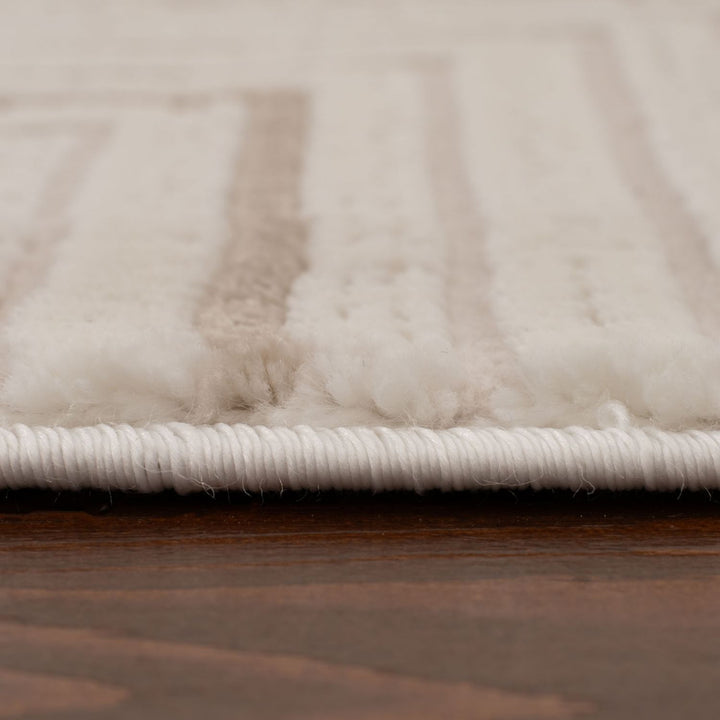 Geometric Living Room rug, beige-cream colours, stain-resistant and non-shedding
