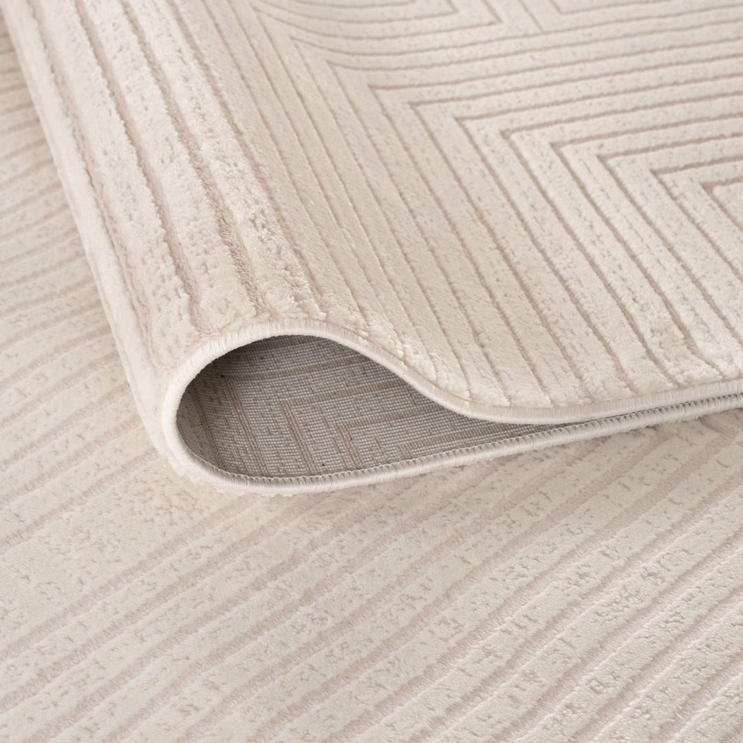 Geometric Living Room rug, cream colour, stain-resistant and non-shedding