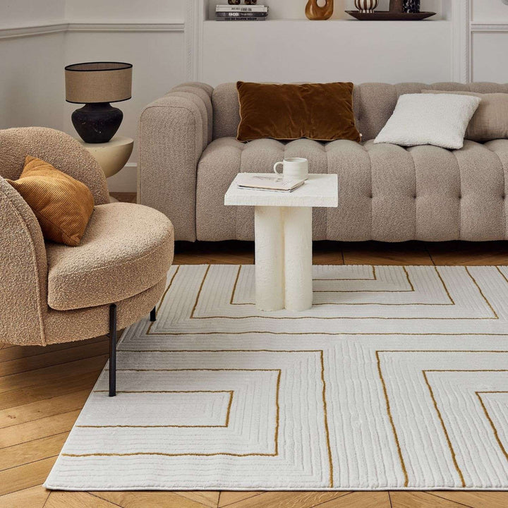 Geometric Living Room rug, gold-cream colours, stain-resistant and non-shedding