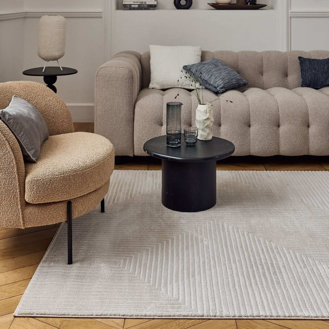 Geometric Living Room rug, beige colour, stain-resistant and non-shedding