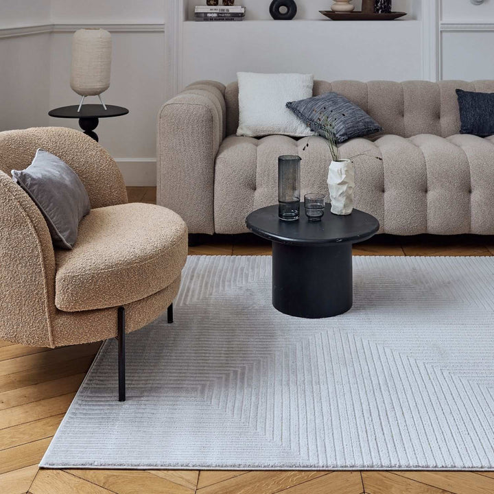 Geometric Living Room rug, grey colour, stain-resistant and non-shedding