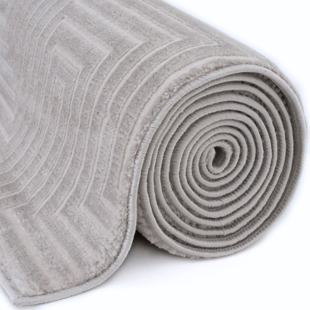 Geometric Living Room rug, grey colour, stain-resistant and non-shedding