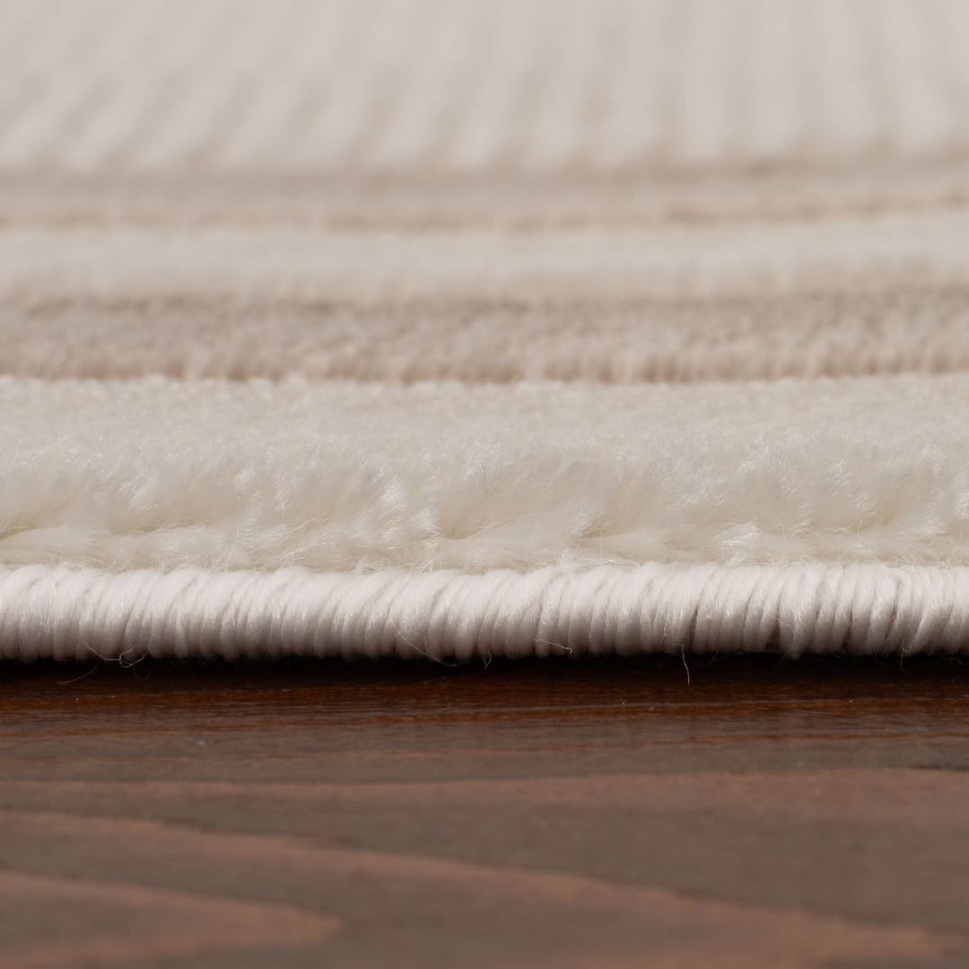 Bordered Living Room rug, beige-cream colours, stain-resistant and non-shedding