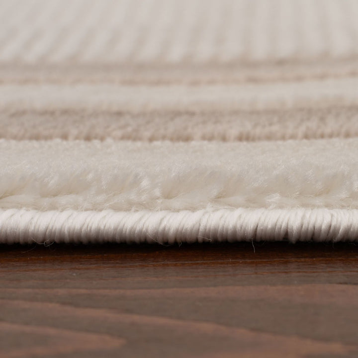 Bordered Living Room rug, beige-cream colours, stain-resistant and non-shedding