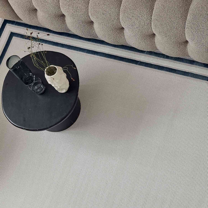 Bordered Living Room rug, blue-cream colours, stain-resistant and non-shedding